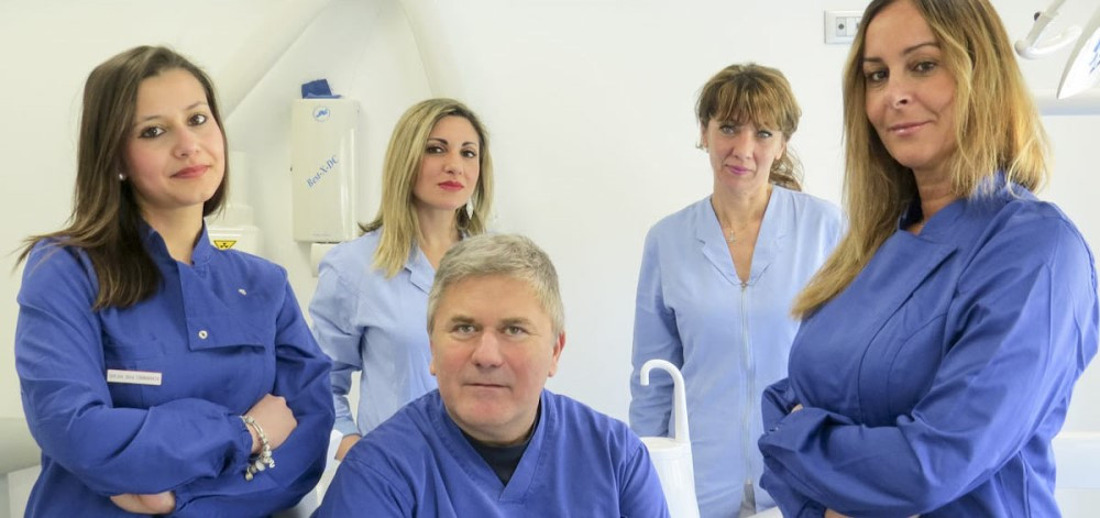 Cerchi un dentista a Siena?
